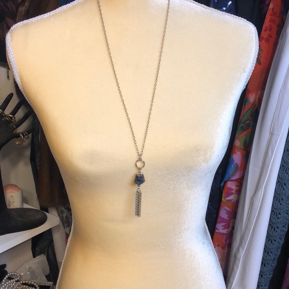 Long gold chain with black stone tassels pendant